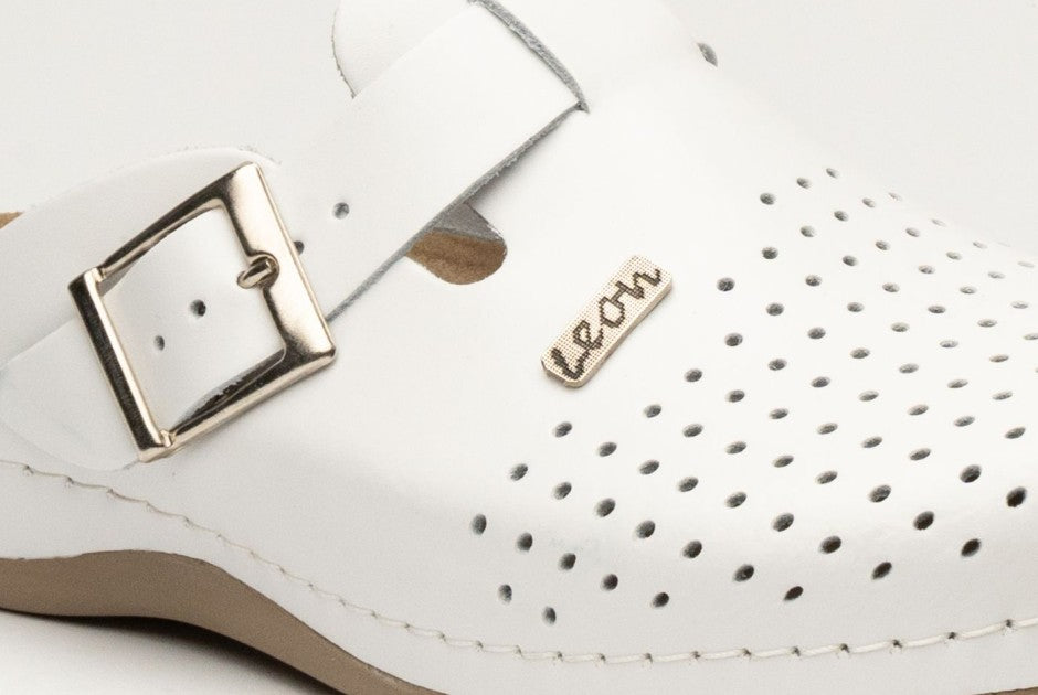 Машка Кломпа 700М White